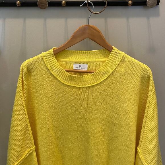 Urban Daizy Oversized Knit Sweater | Soft Cotton Blend, Daffodil Yellow, L NWOT - Picture 3 of 5
